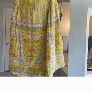 VALENTINO BOUTIQUE Floral Yellow Skirt SMALL